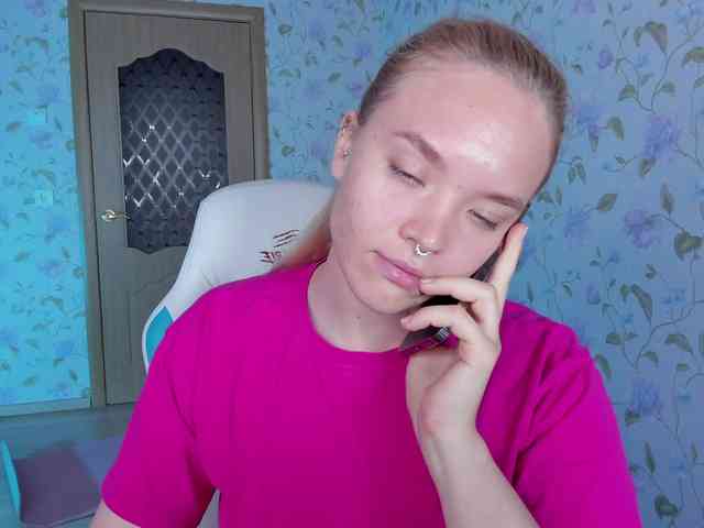 EvaRose webcam