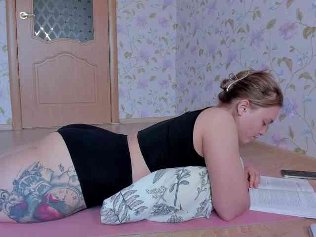 EvaRose webcam