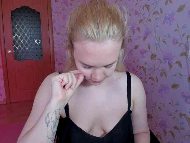 EvaRose webcam