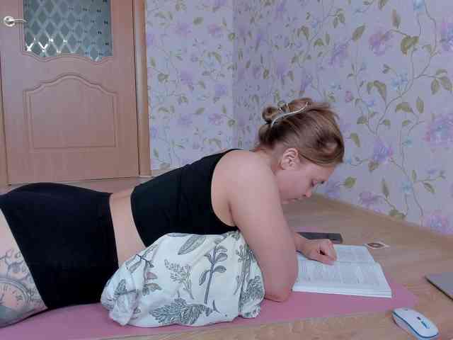 EvaRose webcam