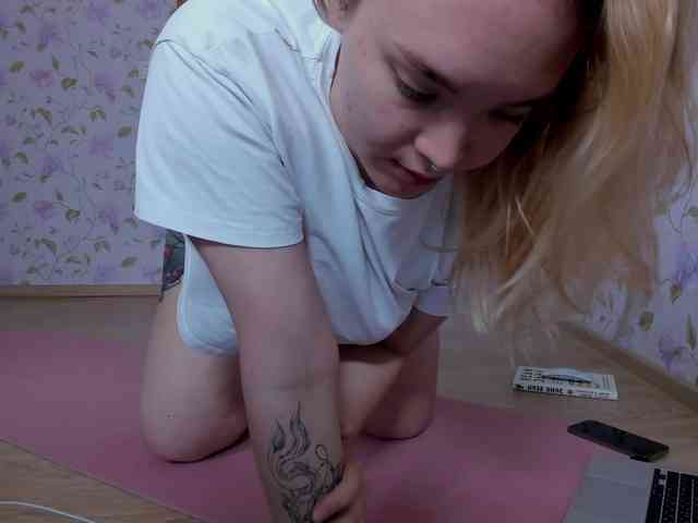 EvaRose webcam
