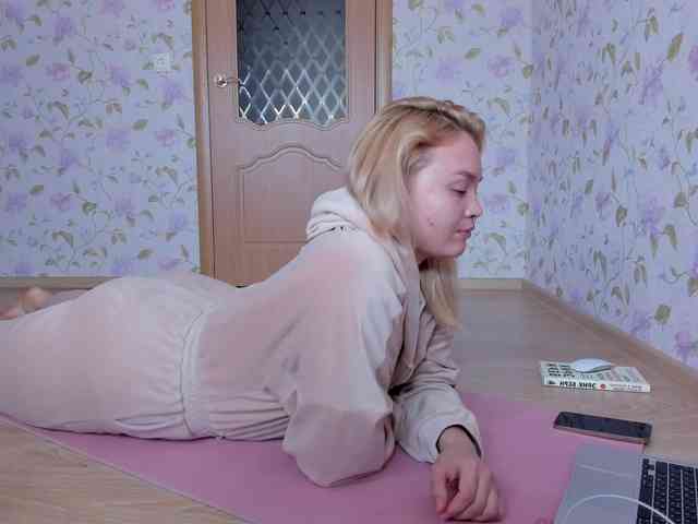 EvaRose webcam