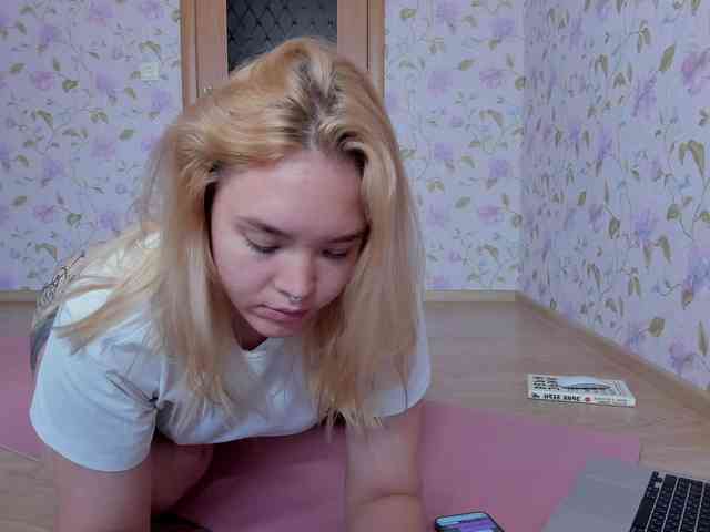 EvaRose webcam