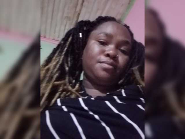 Pascalinnah Live Cam on BongaCams and RICams