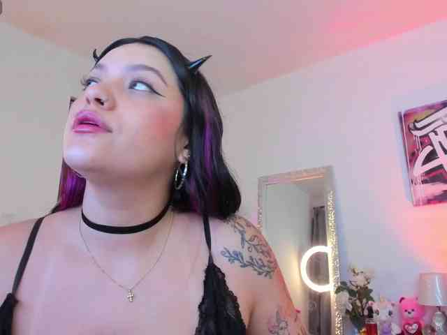 AnnieHuntterss webcam