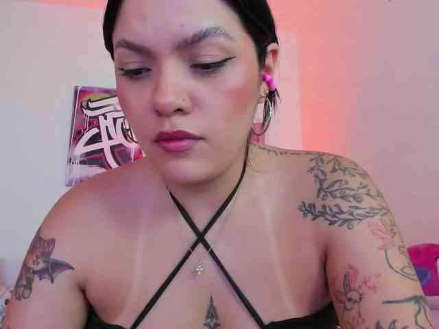 AnnieHuntterss webcam