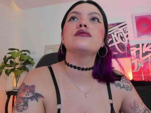 AnnieHuntterss webcam