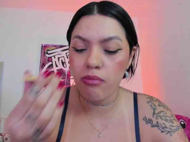 AnnieHuntterss webcam