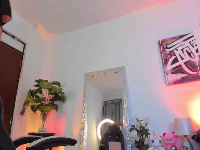AnnieHuntterss webcam