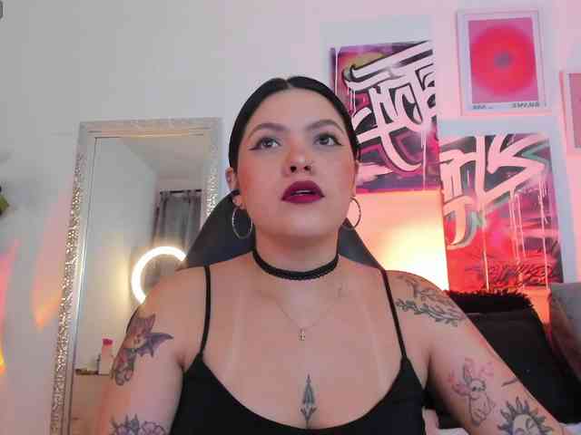 AnnieHuntterss webcam