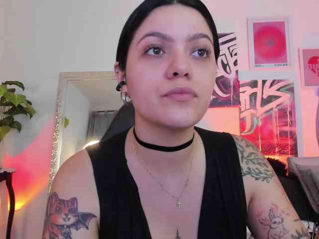 AnnieHuntterss webcam