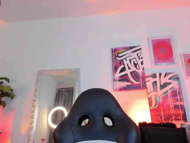 AnnieHuntterss webcam