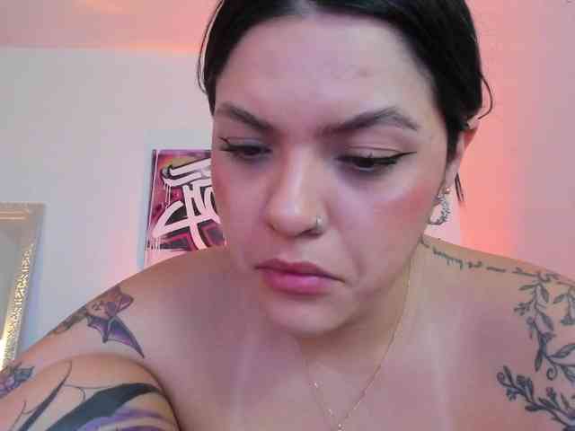 AnnieHuntterss webcam