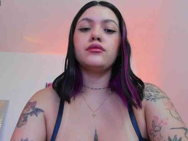 AnnieHuntterss webcam