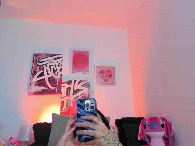 AnnieHuntterss webcam