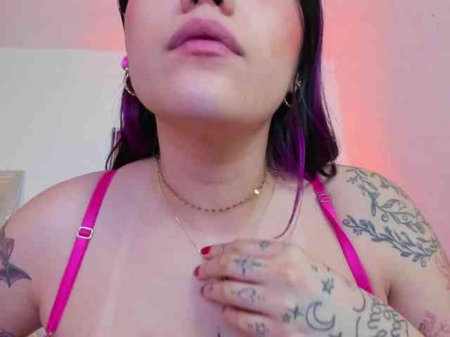 AnnieHuntterss webcam