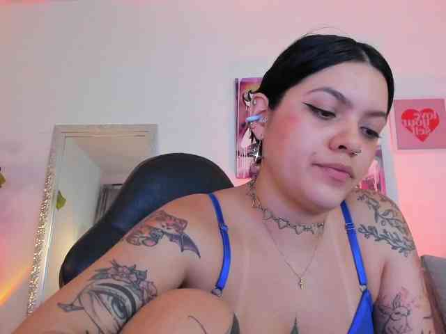 AnnieHuntterss webcam