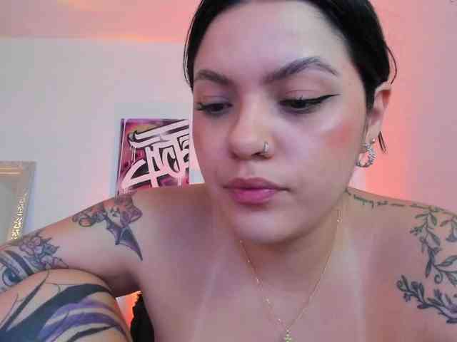 AnnieHuntterss webcam
