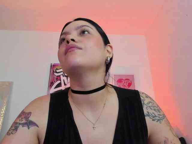 AnnieHuntterss webcam