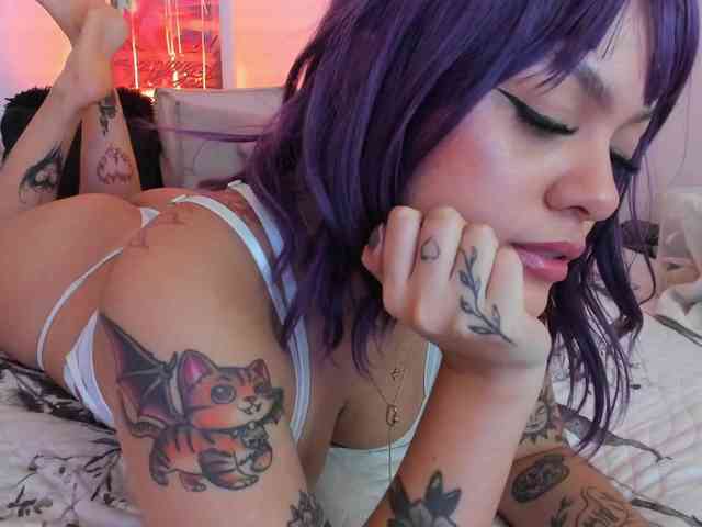 AnnieHuntterss webcam