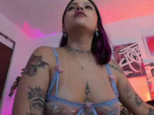 AnnieHuntterss webcam