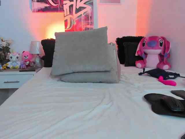 AnnieHuntterss webcam