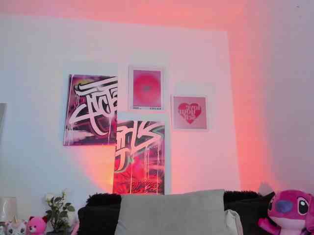AnnieHuntterss webcam