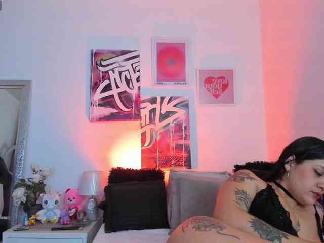 AnnieHuntterss webcam