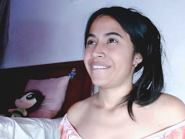 venus-cutee's BongaCams show and profile