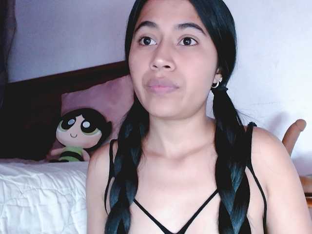 venus-cutee's BongaCams show and profile