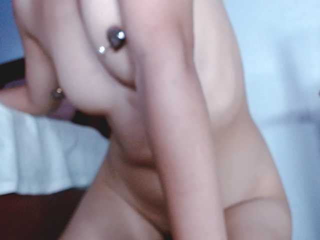 venus-cutee's BongaCams show and profile