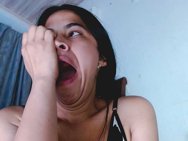 venus-cutee's BongaCams show and profile