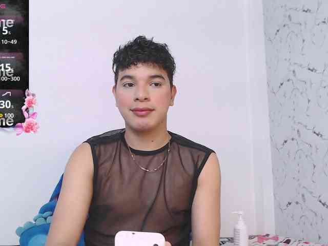 ChrisHawk Live Webcam on BongaCams