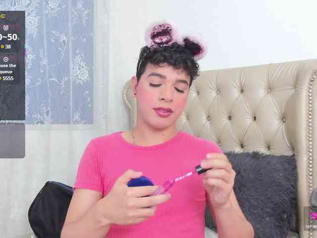 ChrisHawk Live Webcam on BongaCams