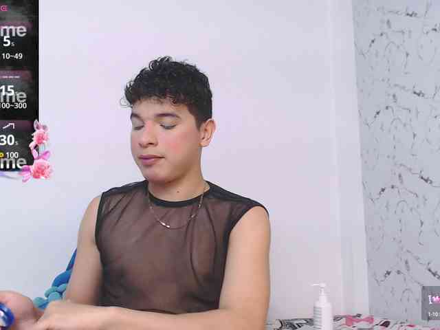 ChrisHawk Live Webcam on BongaCams