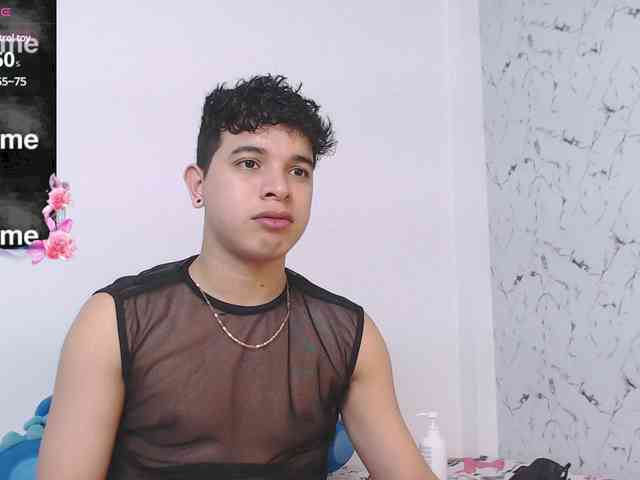 ChrisHawk Live Webcam on BongaCams