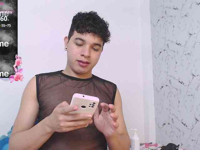 ChrisHawk Live Webcam on BongaCams