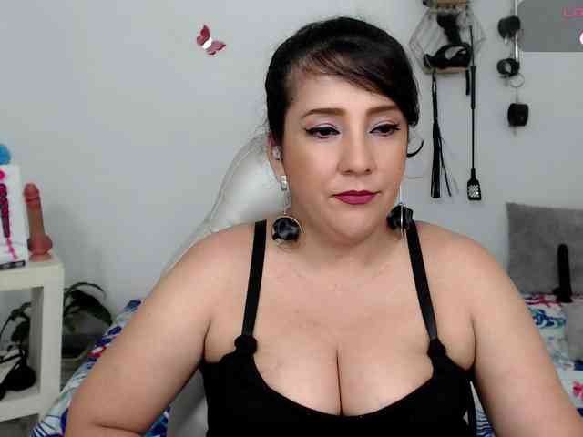 milf-hot29 webcam