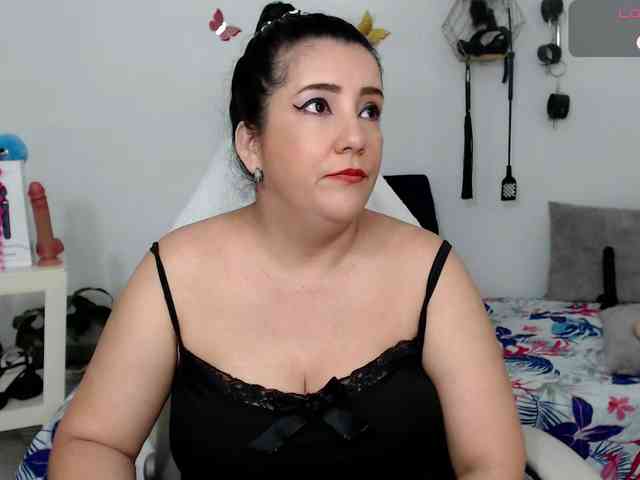 milf-hot29 webcam