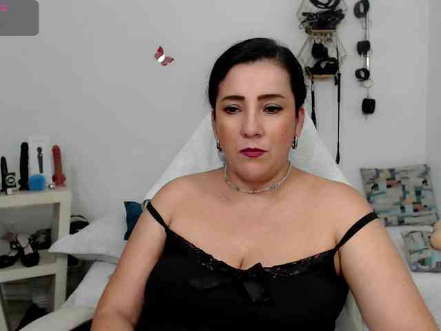 milf-hot29 webcam
