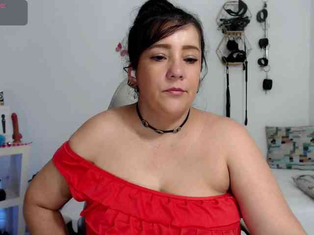 milf-hot29 webcam