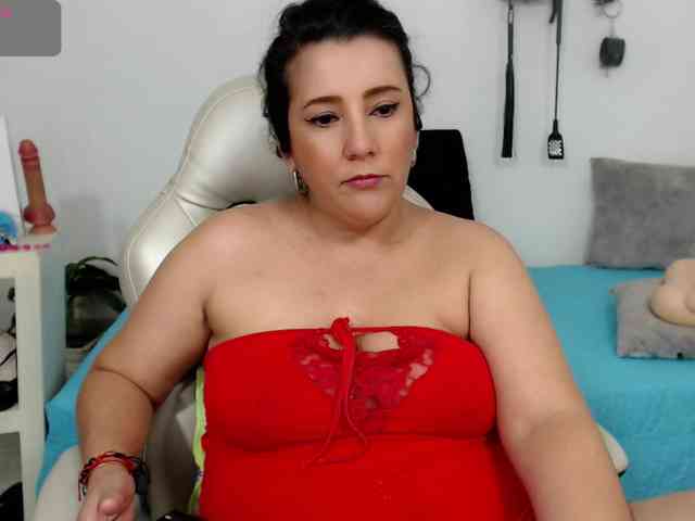milf-hot29 webcam