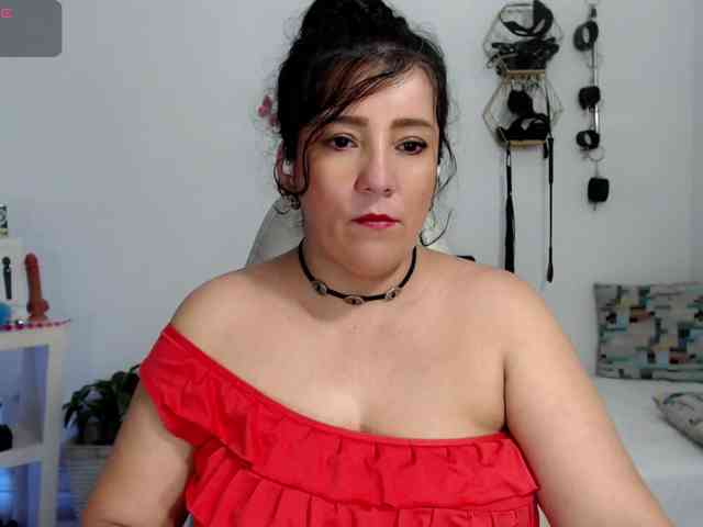 milf-hot29 webcam