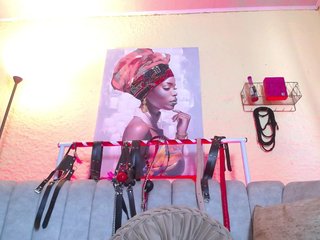 Naty-slavedoll Porn Show