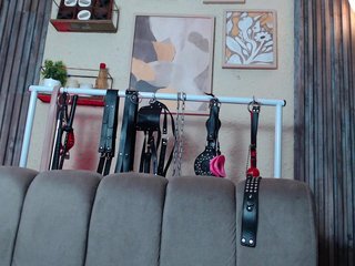 Naty-slavedoll Porn Show