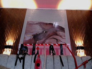 Naty-slavedoll Porn Show