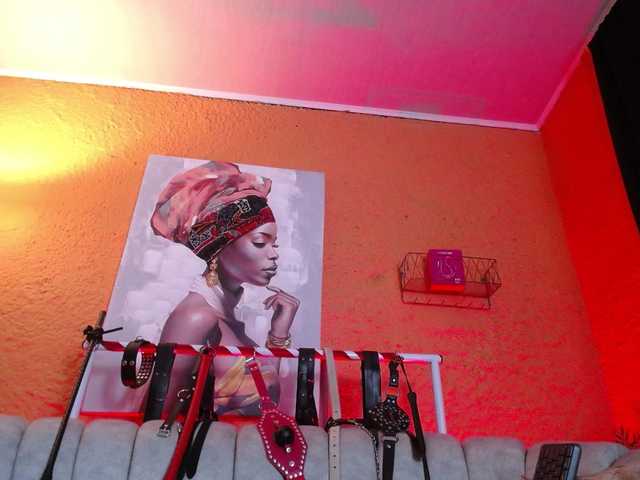 Naty-slavedoll's BongaCams show and profile