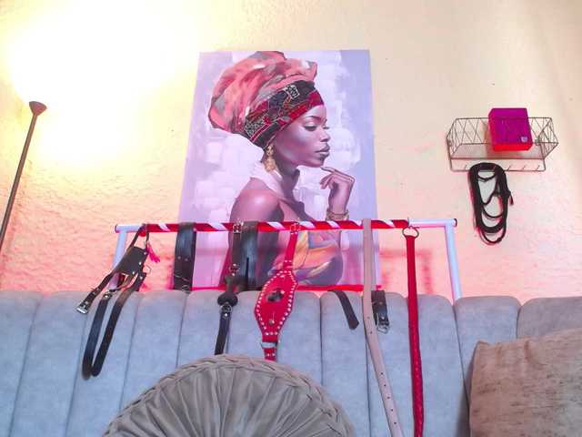 Naty-slavedoll's BongaCams show and profile