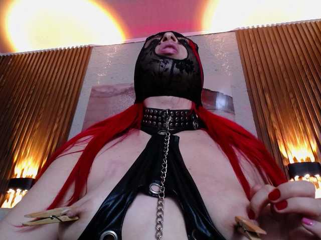 Naty-slavedoll's BongaCams show and profile