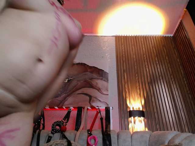 le modèle Naty-slavedoll est en webcam porno dans un show sur le site bongacams, il possède les tags suivants: Latino/Hispanic,Redhead,Shaved